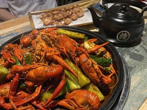 Doubi小龙虾 (Zuo Ling Street Xianglong Community Store)
