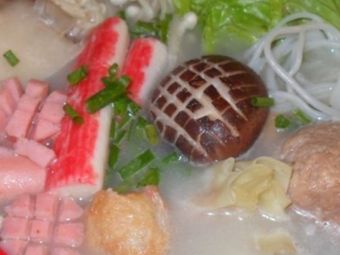 Jiang Yifan Chongqing Specialty Spicy Hot Pot (Fuxing Huayu Fuxing City North District Branch)