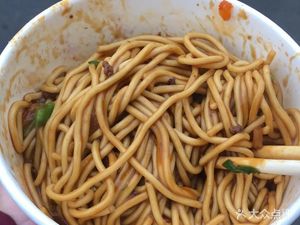 Tian Tian Hot Dry Noodles (Tianshun Garden Commercial Street Branch)