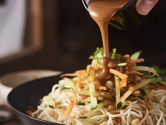Shisan Xin Nong Beef Bone Noodles (Tianshun Garden Ninth Group Store)