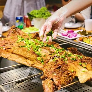Mucang Xiang Charcoal Roasted Whole Lamb (Hanyang Store)