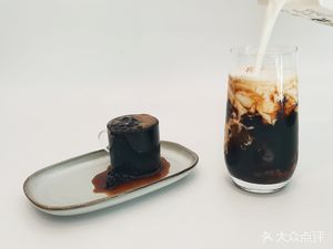 D COFFEE (Football Park Store)
