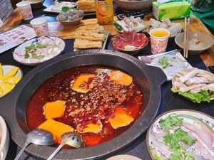 Xiao Huan Fu Old Hot Pot (Vanke Huashan Zi Yue Wan Store)