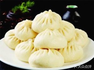 Snow in the Cage Buns Shop