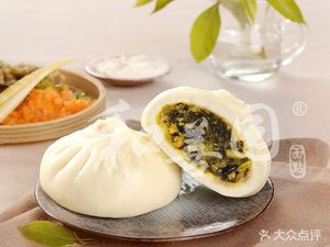 He Shan Yuan Flour Wraps & Porridge (Laodong Street Store)