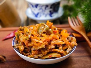 Lao Liu Xiangwei Nongjia Cai Guan (Xiangshuiwan Branch)