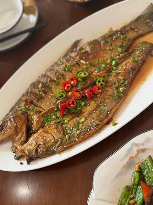 Yuan Yuan Local Cuisine (Xisi Avenue Branch)