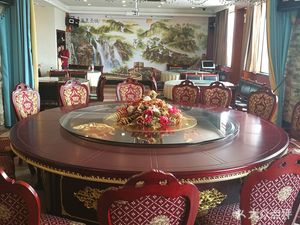 Youth Hotel Restaurant (Huquan Shopping Plaza Branch)