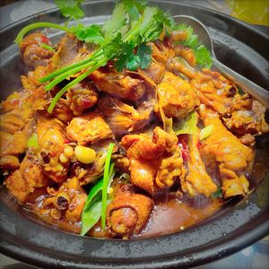 Chuyi Pin Songzi Dubo Chicken (Liangshan Tou Store)