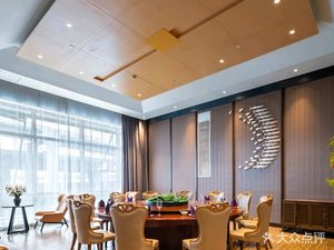 Bai Xian Lou (Canglong Island Branch)