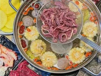 Juyou Beef Tripe Hot Pot (Canglong Island Branch)