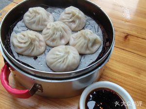 Soup Dumplings (Yuexiu International Financial Plaza Branch)