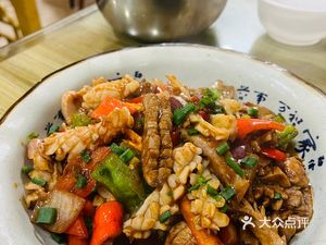 He Wei Home-style Cuisine (Peng Liu Yang Road Branch)