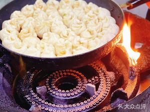 Leizi Pan-fried Dumplings and Buns (Shuilu Community Store)