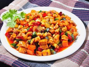 Bashe Sichuan Restaurant (Chushan Street Store)