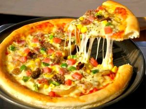 Zhiwei Pizza (Shuikou Branch)