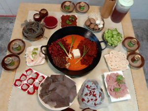 Xiangzi Shen Old Hot Pot