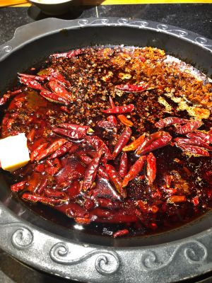 Yu Jia Yu Old Hotpot (Shuanglong Lake Branch)