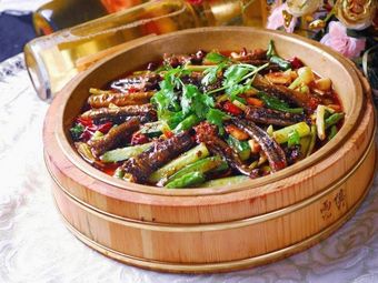 He Xiao's Home Cooking