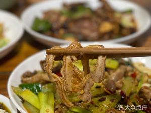 Xiao Yang Restaurant (Zhongshan 1st Road Store)