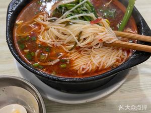 Yumu's Water-based Pot Rice Noodles with Beef Noodles (Jintang Building Branch)