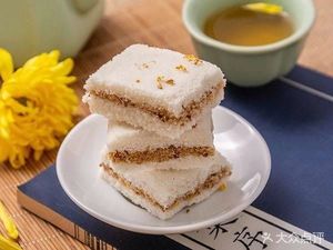 Chongqing Famous Snacks (Wanda Plaza Branch)