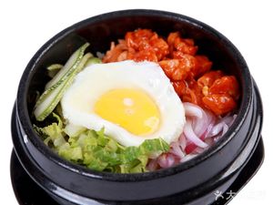 Shike Stone Pot Rice Bowl (Shangluo Road Sanxia University Branch)
