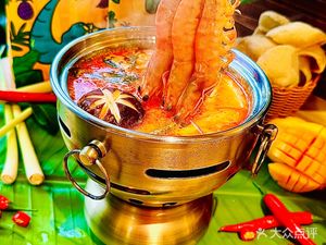 Dec·River Thai Restaurant