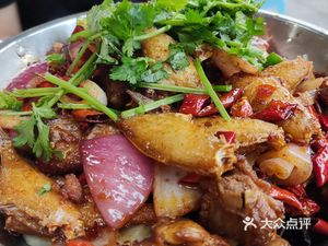 Cai Yanjing Dry Pot Home-style Cuisine