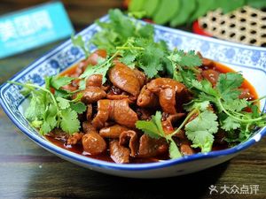 Zhu Wanwan · Cheng Gege (Nanping Store)