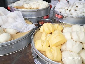 Teacher Xia's Old Dough Steamed Buns