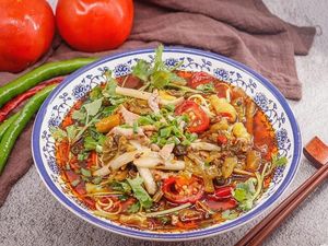 Zhonggang Covered Noodles