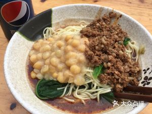 Legendary Noodle House (No. 28 Dayang Road Courtyard)