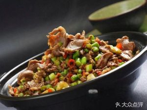 Qianjiang Ancient Town Chicken Offal (Yingchun Road Store)