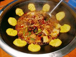 Xiang Qianli Charcoal Chicken & Whole Roasted Lamb (Kangju West City Branch)