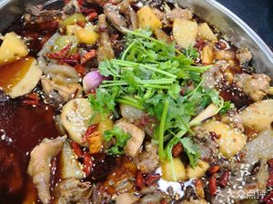 Yang's Intestine Chicken · Wild Mushroom Soup Pot (Zhongxing Street Branch)