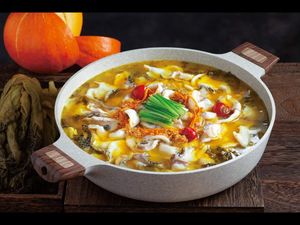 Jia Yu Shan Zhen Wu Yu Fu (University City Branch)