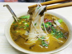 Nian Nian Old Jar Sour Rice Noodles