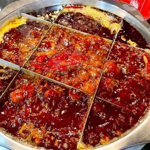 Dongjiawan Chongqing Hot Pot (Renmin Road Branch)