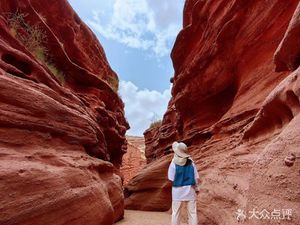 Thirty Meters Underground Air-Raid Shelter Old Hot Pot (Headquarters)
