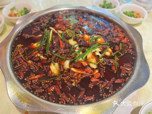 Dazu Fish Comes and Goes (Yushulinfeng Branch)