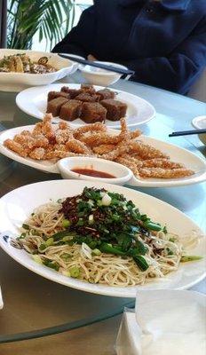 Changhong Catering House (Chaoyang Street Branch)
