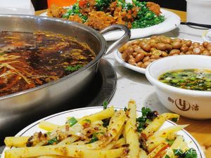 Fresh Rabbit Hot Pot (Gongyuan Road Store)