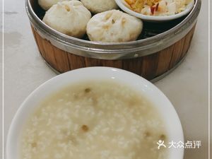 Come Early Snack Shop (Old North Street Branch)