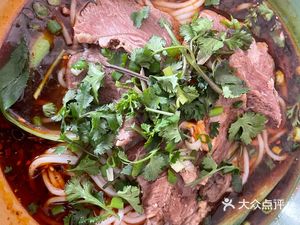 Xie Feng Zhajiang Mian Guan