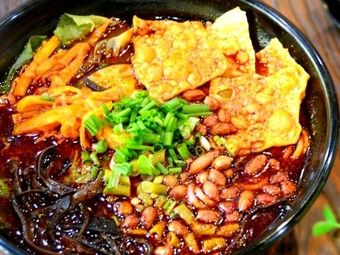 Liuzhou Luosifen & Hot Pot