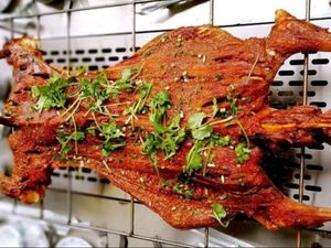 Hai Lan Yun Tian Mongolian Roast Whole Lamb (Lizhi Bridge Store)