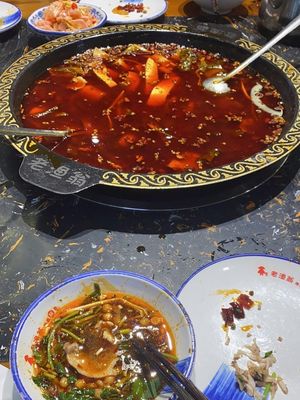 Lao Yu Weng Fresh Fish (Kimen Impression Food Street Store)