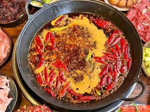 山城怪味老火锅(朝阳路店)