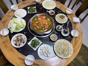 Xiong Yazi Hot Pot City (Canglong Building Branch)